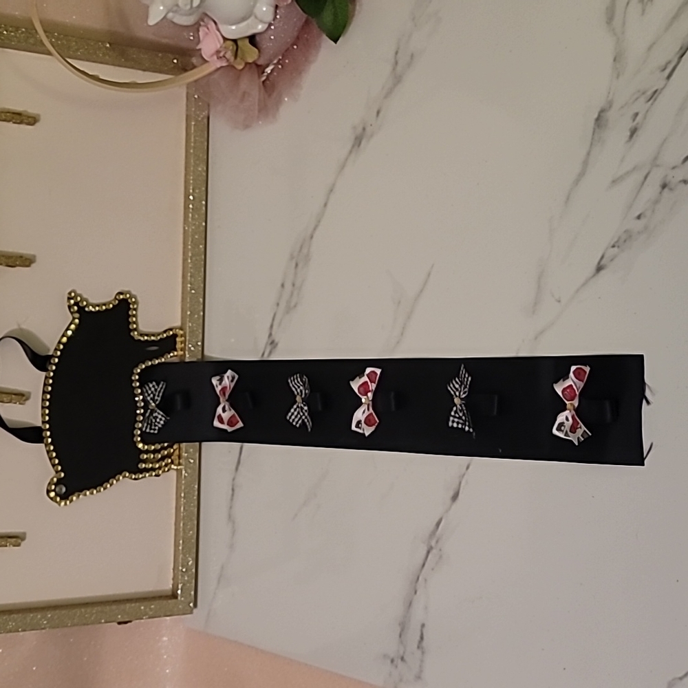 Piggy hairbow/clip organizer